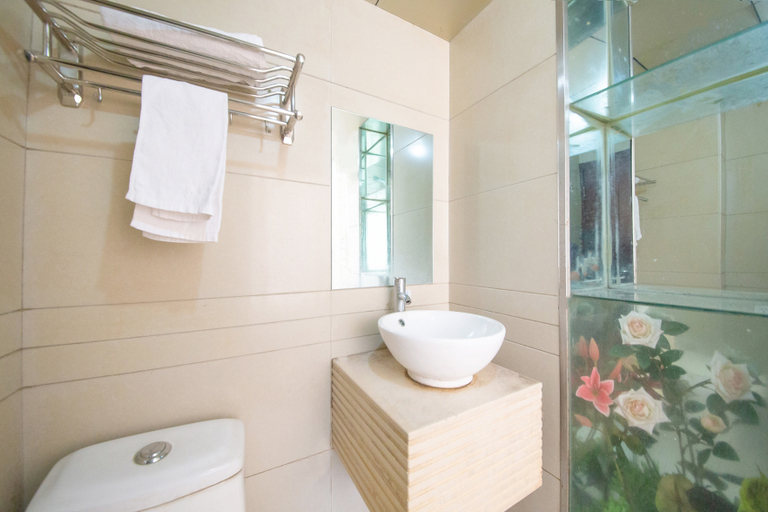 Bathroom 3, Yongjia blue island business hotel, Wenzhou