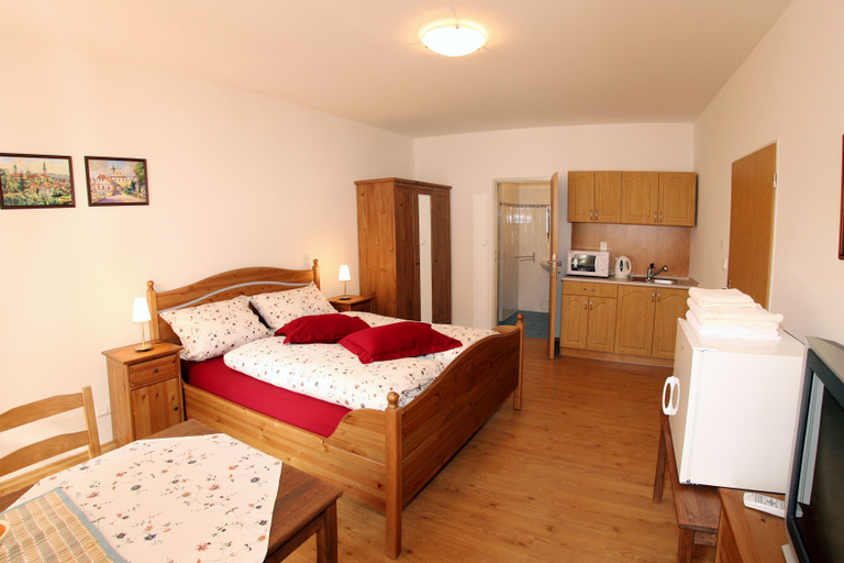 Bedroom 2, Penzion u Chodského Hradu, Domažlice