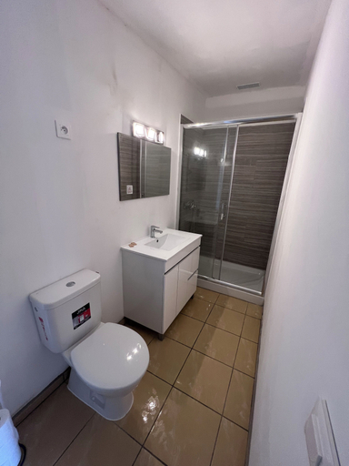 Bathroom 5, Te Mao Lodge
