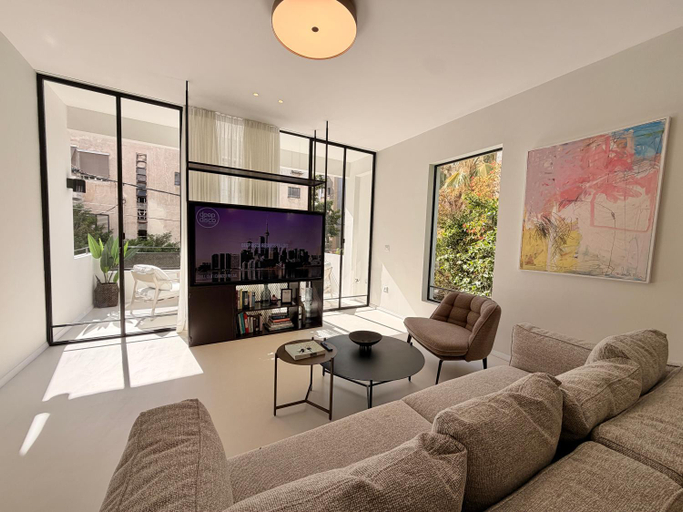 Others 5, Beach Apartment TLV - Exclusive
