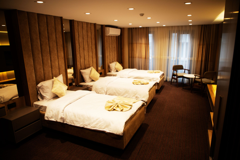 Bedroom 4, Sabiha Sultan, Beyoğlu
