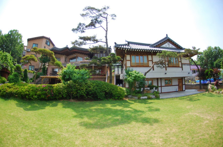 Others 3, Paju salimchae pension, Paju