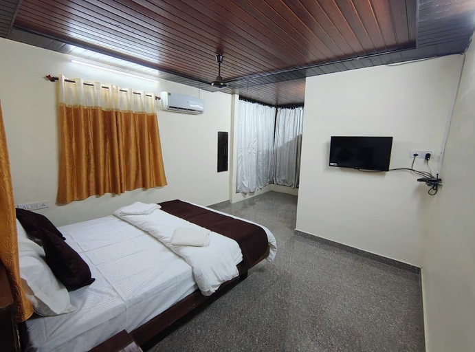 Room 3, Shree Maa Vaishno Hotel & Resort, Ujjain