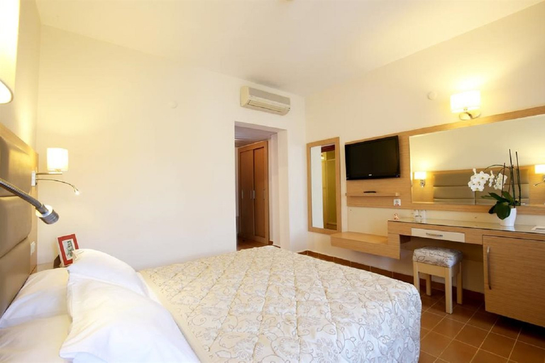 Bedroom 3, Alize Hotel Oludeniz - All Inclusive, Fethiye