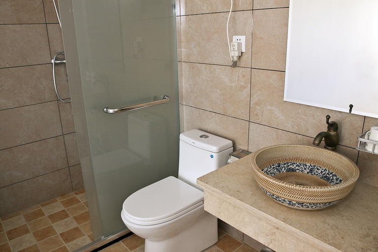 Bathroom 2, BnB at Home Hostel, Nanping