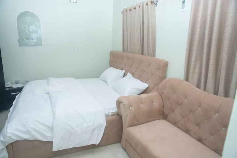 Bedroom 2, Henry George Hotel, Asa