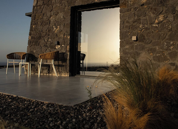 Terrace/patio 5, Lithora Suites, South Aegean