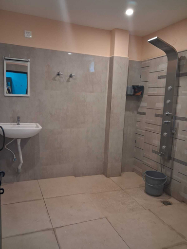 Bathroom 2, SAKTHI RESIDENCY, Tiruvannamalai