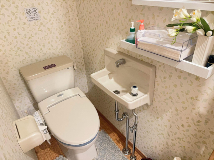 Bathroom 3, gettoenn, Shintō