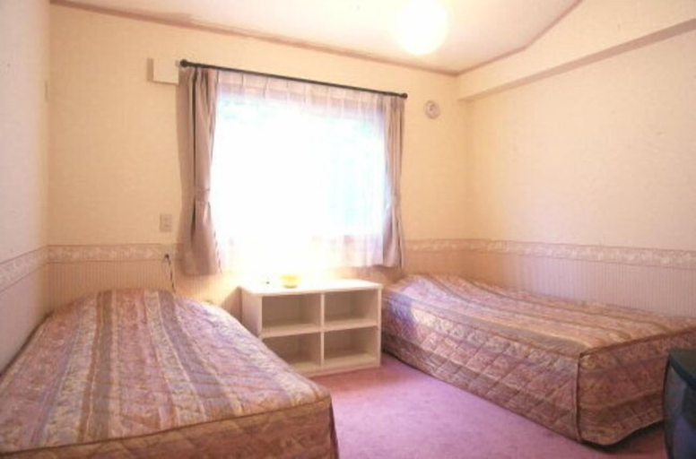 Bedroom 4, Merry King's, Ten'ei