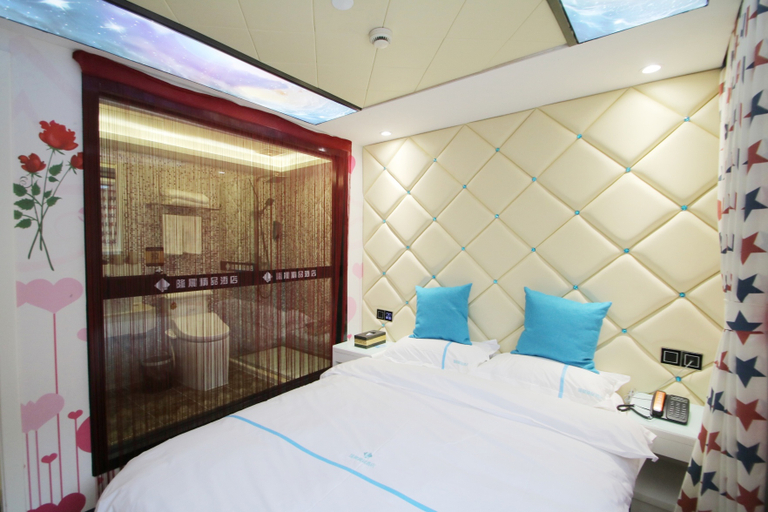 Bedroom 3, Longchen Holiday Hotel, Shanghai