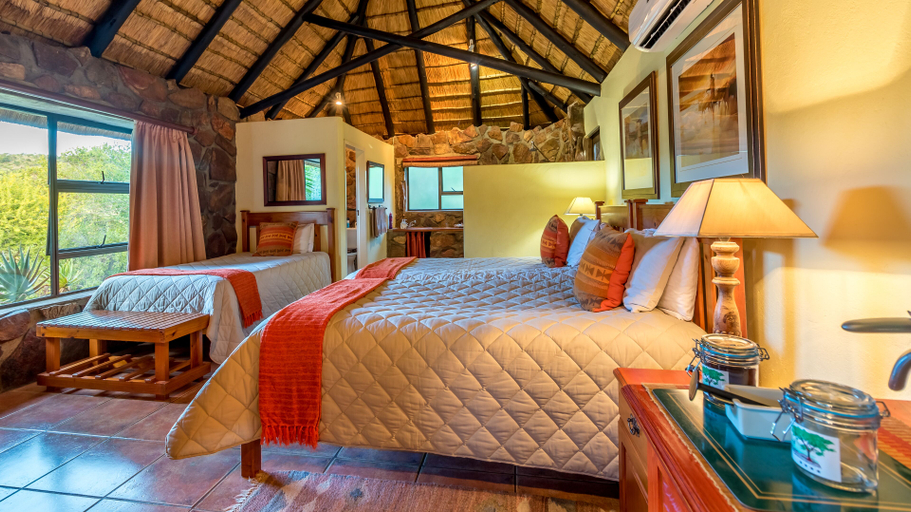 Bedroom 4, Iketla Lodge, Sekhukhune