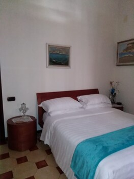 Others 2, B&B Il Nido, Napoli