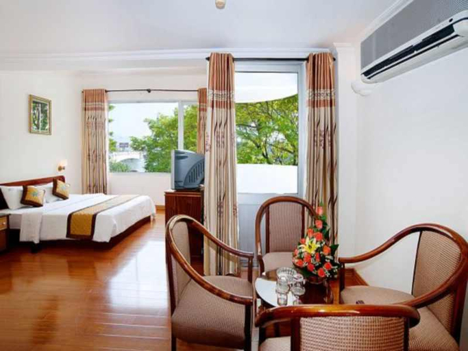 Bedroom 3, Bamboo Green Riverside Hotel, Da Nang