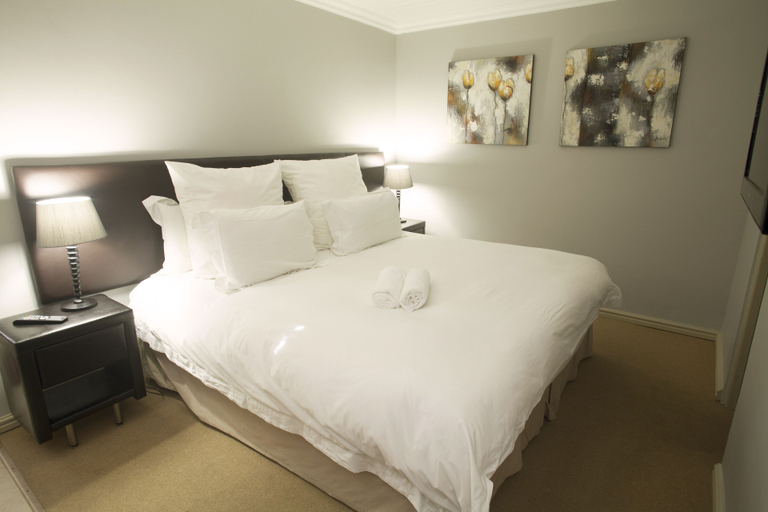 Bedroom 2, Ruslamere Hotel, City of Cape Town