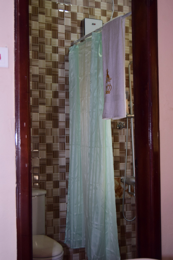 Bathroom 3, Absor Royal Hotel, New Juaben