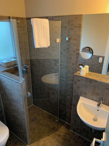 Bathroom 4, Hotel Milú, Ludwigsburg