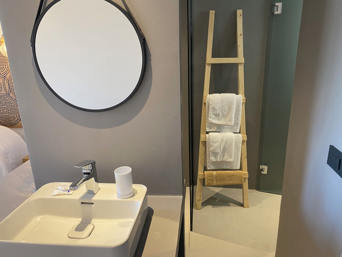 Bathroom 4, Helios Beach Hotel & Bungalows, South Aegean