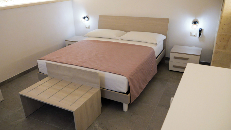 Bedroom 4, PERLA SUITE, Brindisi