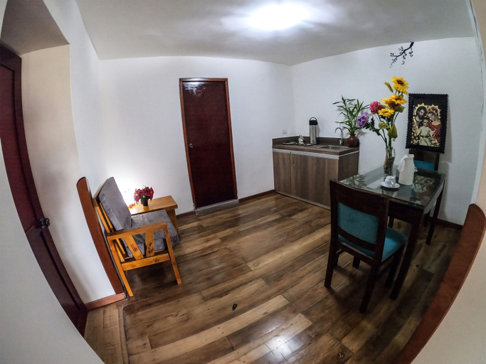 Others 2, Casa Antade, Cusco