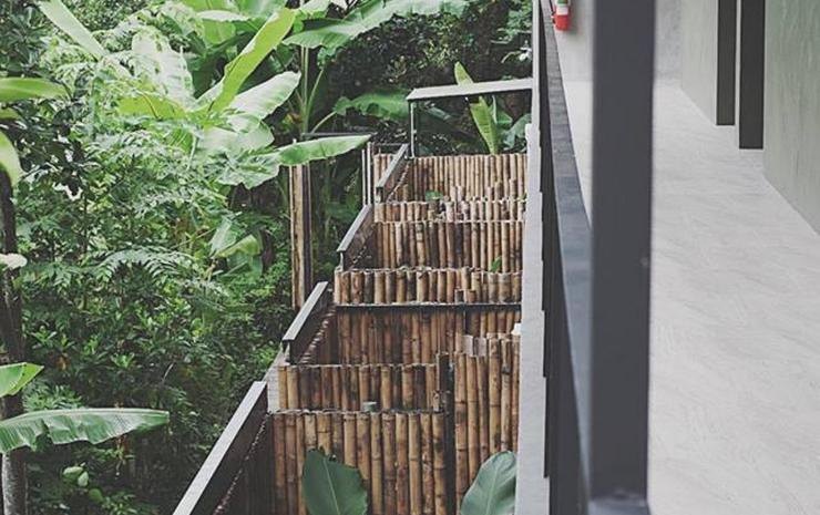 Others 3, Gajib Bed&Breakfast, Bang Khon Ti