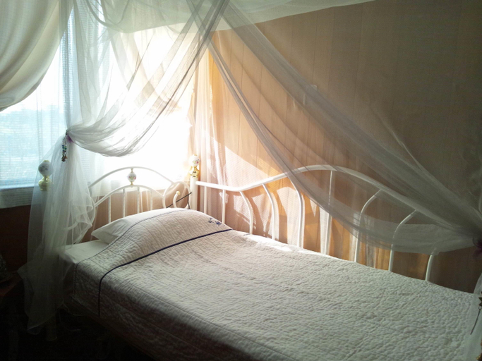Bedroom 2, Healing B&B Milk-ya for - Women only, Yomitan