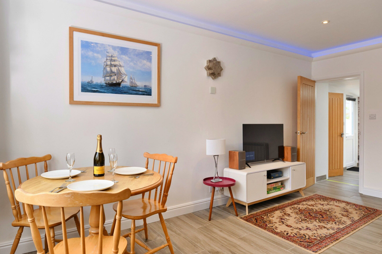 Dining, Grand Devon Country House for 15, Cornwall