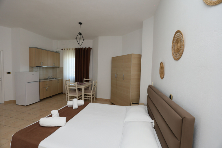 Bedroom 2, Michelle Apartments, Sarandës