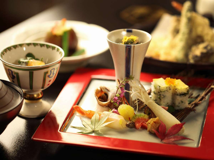 Food & Drinks, Chigira Jinsentei, Shibukawa