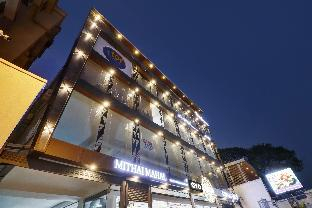 Other 5, Townhouse Arekere Near Mithai Mahal, Bangalore