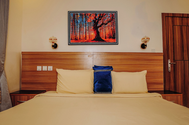Bedroom 2, Kashvalley Hotel and Suites, Agege