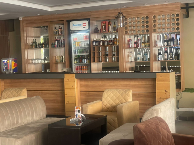 Food & Drinks 4, Portland Suites, AbujaMun