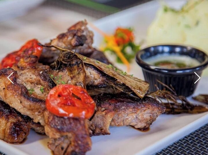 Food & Drinks 4, Crux hotel, Jinja
