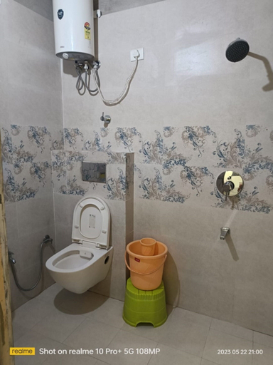Bathroom 4, Goroomgo Tourist Inn Jaipur, Jaipur
