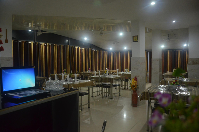 Food & Drinks 4, Flutter Hotel & Resorts, Garhwal