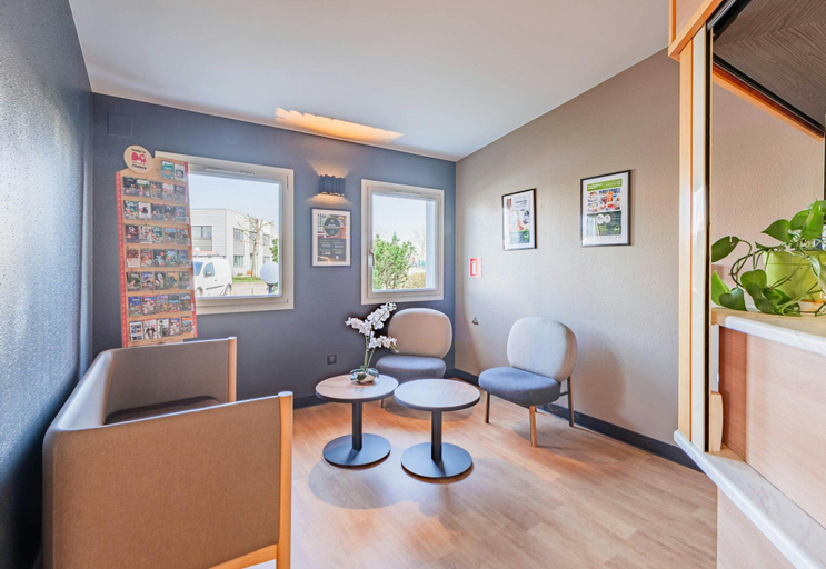 Public Area 2, B&B HOTEL Strasbourg Aeroport, Bas-Rhin