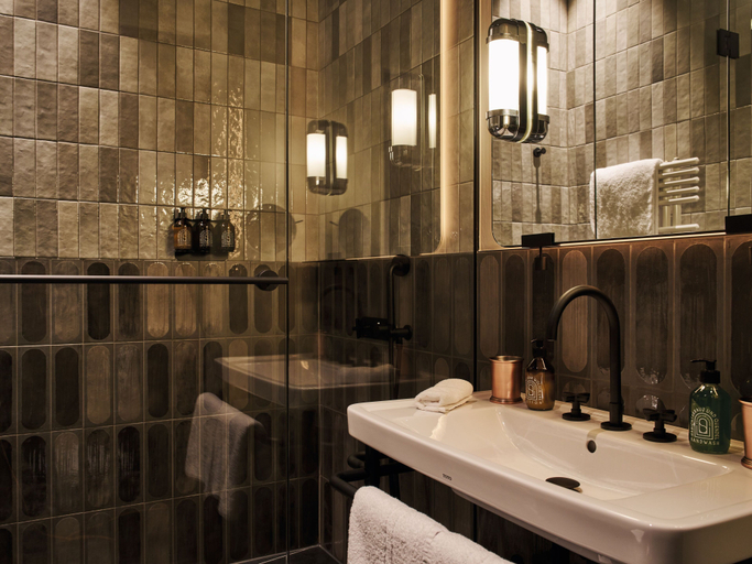 Bathroom 5, A-ROSA Straubinger Grand Hotel Bad Gastein - Adults Only, Sankt Johann im Pongau