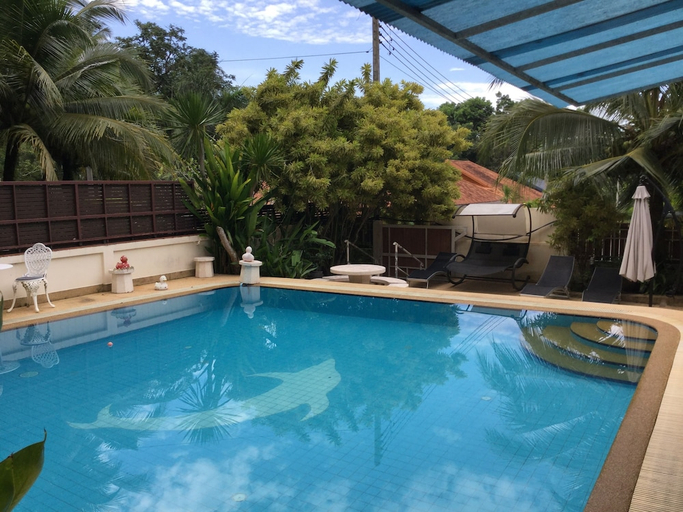 Sport & Beauty 4, Phuket Gay Home Stay - Caters to Men, Phuket Island