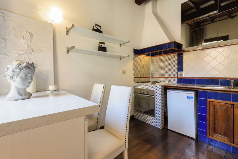 Others 5, Borgo Art Apartment by Mmega, Florence