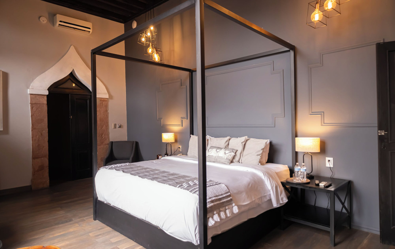 Room 2, Hotel en Plaza de Armas, Querétaro