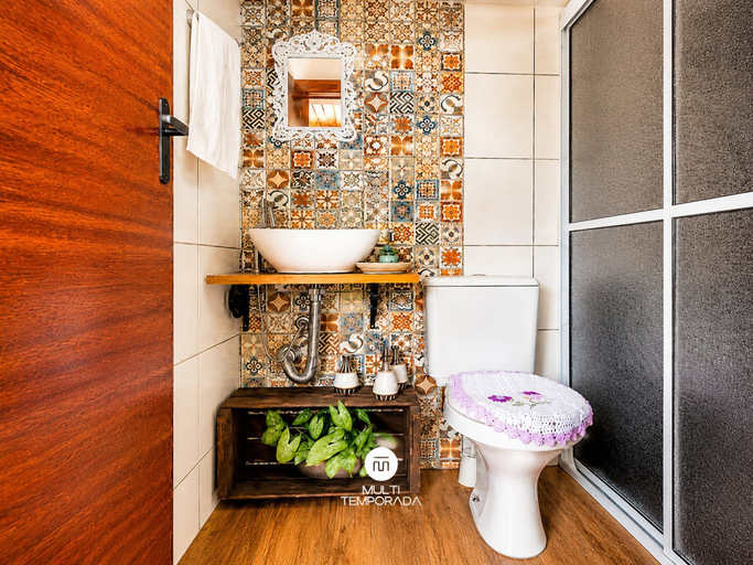 Bathroom, Sítio Morada do Pai com Sinuca e Piscina - Canelinha - SC, Canelinha