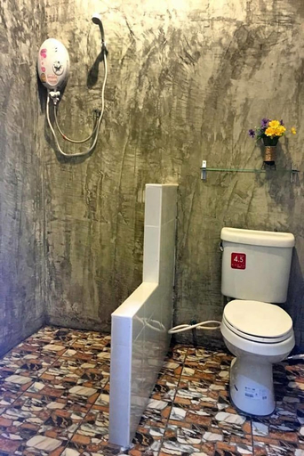 Bathroom, Rintara Riverside Resort, Klaeng