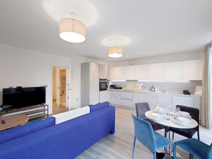 Room 5, Luxury One Bed Apartment Near Olympic Park, London