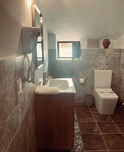 Bathroom 3, La Casona de las Flores, Alicante