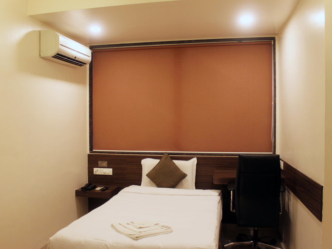 Bedroom, Vetro Inn, Surat