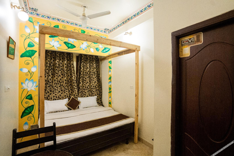 Bedroom 2, Citylights by MUSAFIR, Udaipur