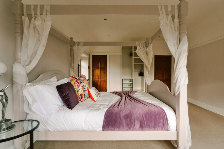 Room 5, Holiday Home With Lyme Park Views, Cheshire East