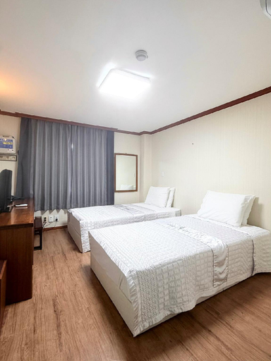 Bedroom 4, Uljin Baekam Taebaek Hot Spring, Uljin