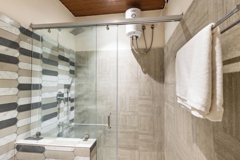 Bathroom 2, Lumis Studios Apartment, Visakhapatnam