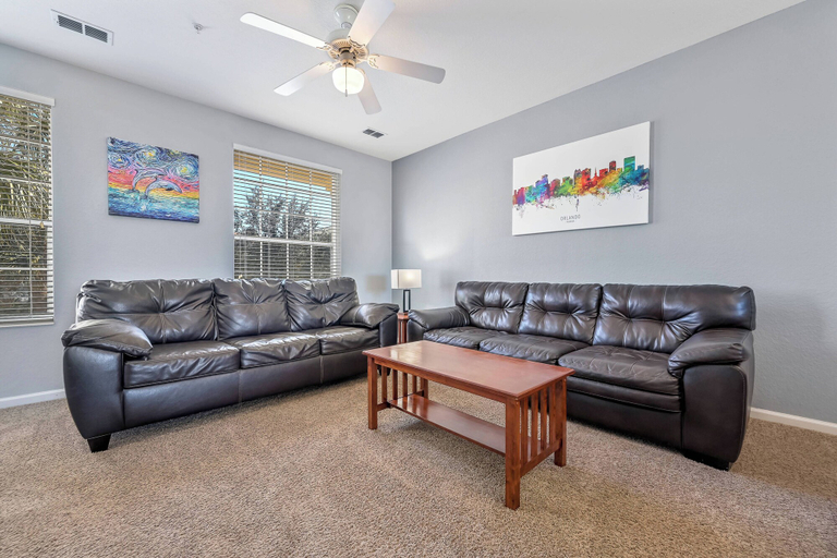 Living room 4, Th130 - 3BR House Near Disney and Universal Parks, Orange